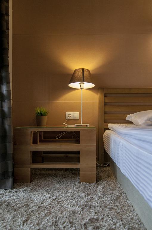 Aparthotel Seasons Glavatarski Han Glavatartsi Exterior photo