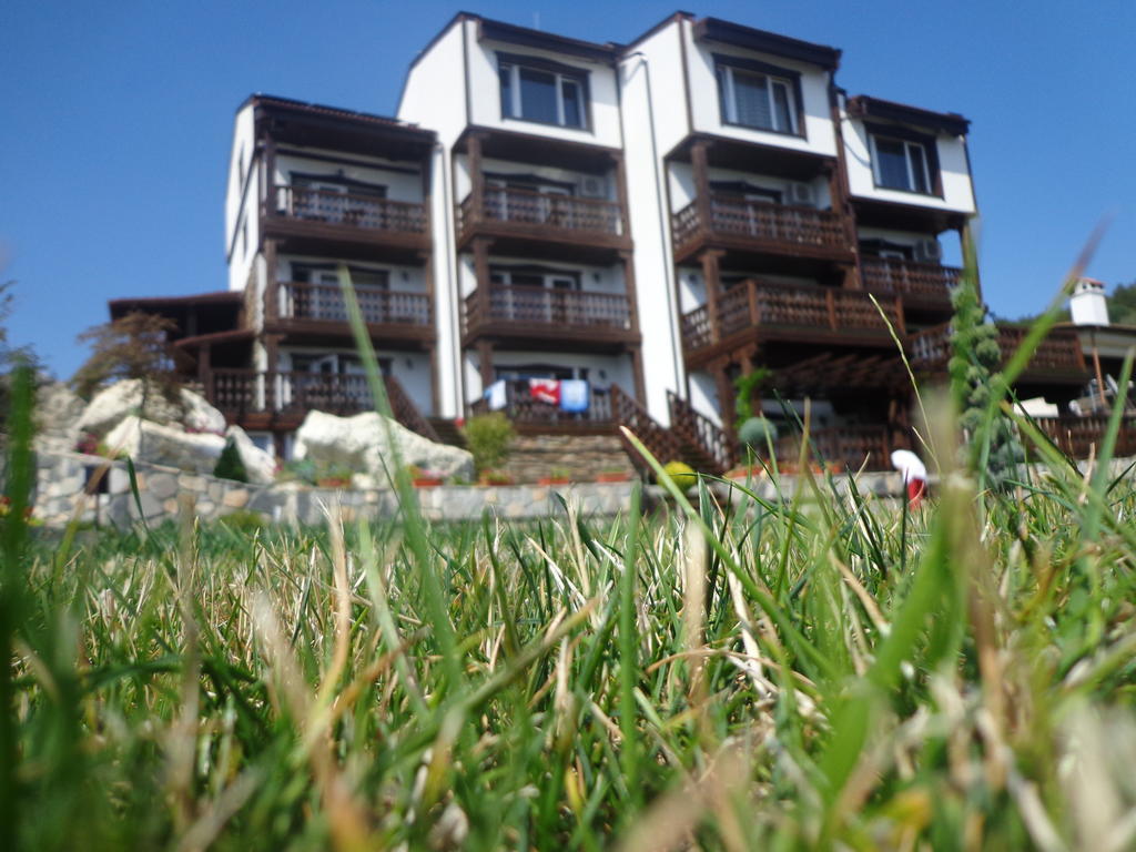 Aparthotel Seasons Glavatarski Han Glavatartsi Exterior photo