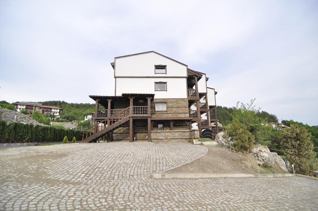 Aparthotel Seasons Glavatarski Han Glavatartsi Exterior photo