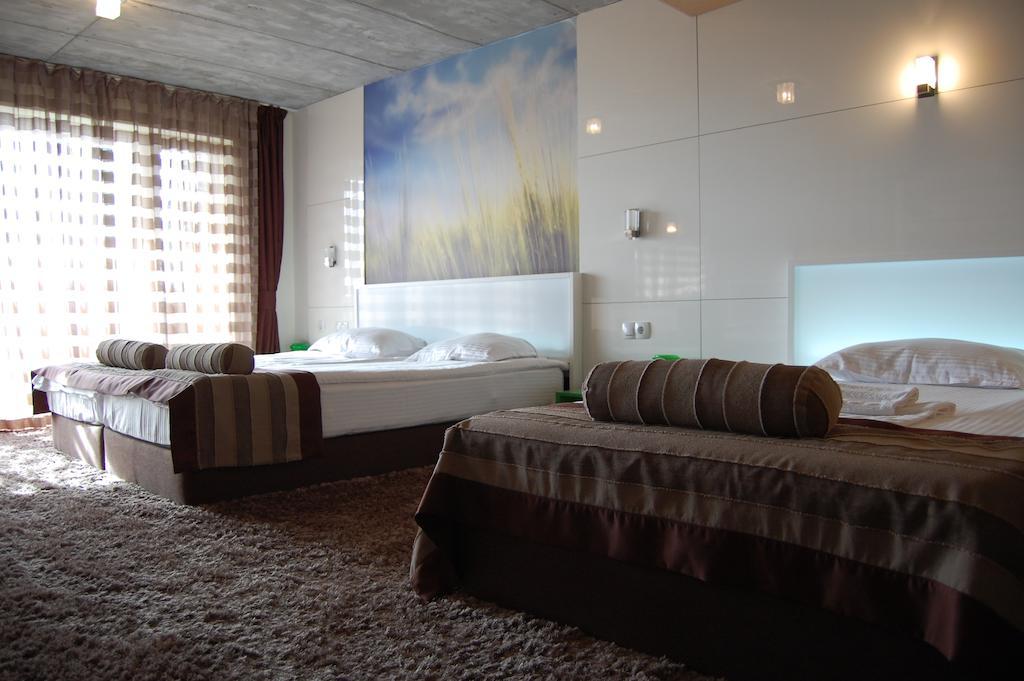 Aparthotel Seasons Glavatarski Han Glavatartsi Exterior photo