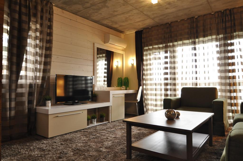 Aparthotel Seasons Glavatarski Han Glavatartsi Exterior photo
