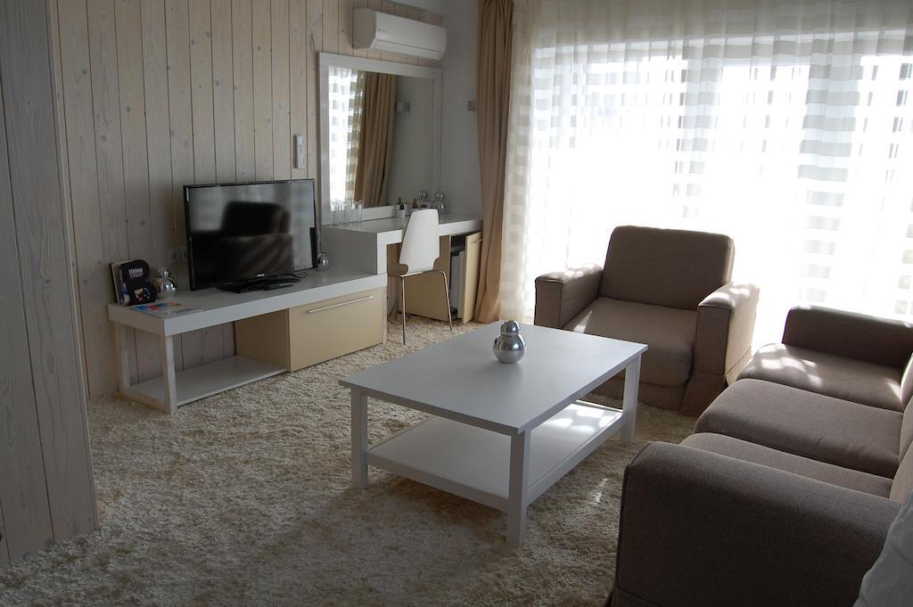 Aparthotel Seasons Glavatarski Han Glavatartsi Exterior photo